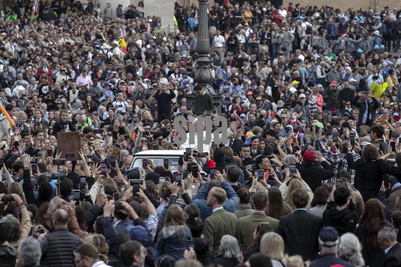 Pope Leo XIV waves as he arrives for his weekly general audience in St. Peter's square at the Vatican. (Photo by Maria Grazia Picciarella / SOPA Images/Sipa USA)