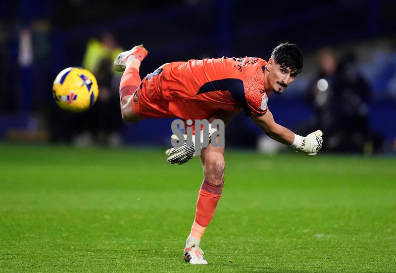 11/5/2025 - Norwich City goalkeeper Vladan Kovacevic during the Sky Bet Championship match at Hillsborough Stadium, Sheffield. Picture date: Wednesday November 5, 2025. (Photo by Mike Egerton/PA Images/Alamy Images/Sipa USA) *** US Rights Only ***