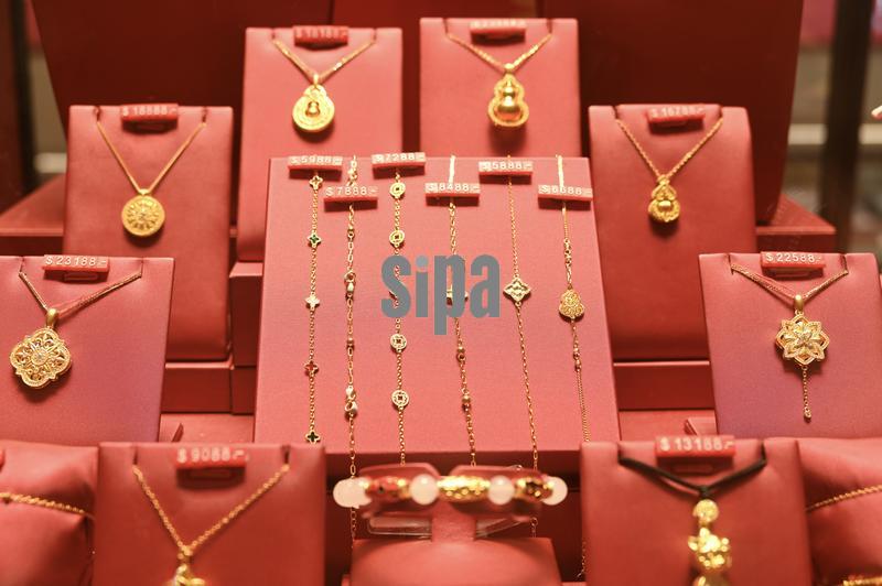 Gold Jewelry In Hong Kong