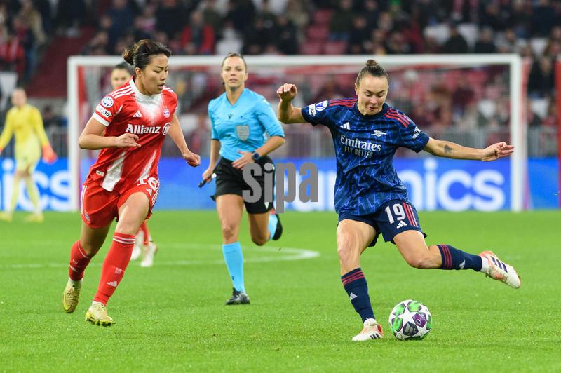 UEFA Womens Champions League -  FC Bayern Munich v Arsenal WFC - Allianz Arena