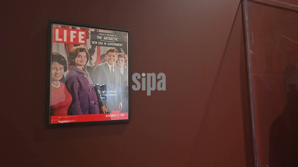 NY: Sotheby's Luxury Week at The Breuer Preview