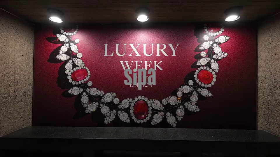 NY: Sotheby's Luxury Week at The Breuer Preview