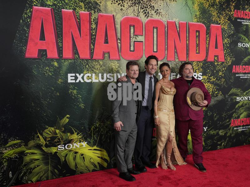 CA: ANACONDA Los Angeles Premiere - Arrivals