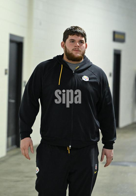 NFL: Miami Dolphins at Pittsburgh Steelers