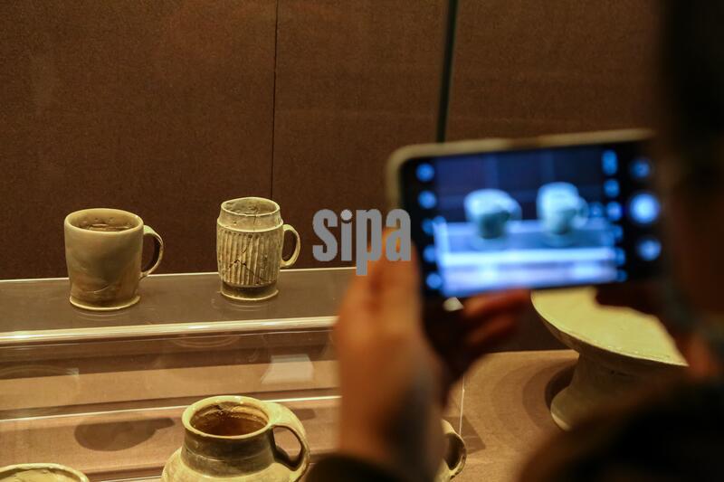 China Neolithic Mug Cups