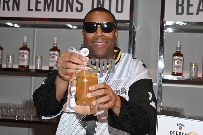 NY: Jim Beam x Kenan Thompson 'Refresh Your Season' Campaign - Photo Op
