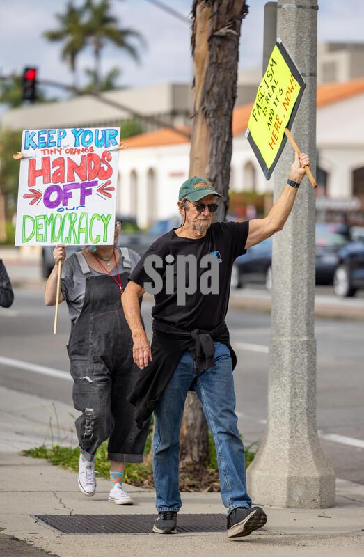 CA: Santa Barbara Joins Nationwide Protest In Solidarity With Minnesota