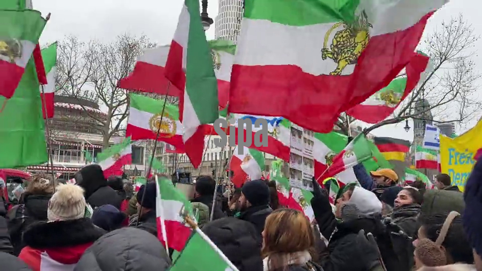 Germany: Mass Berlin protest backs Reza Pahlavi urges Trump action on Iran