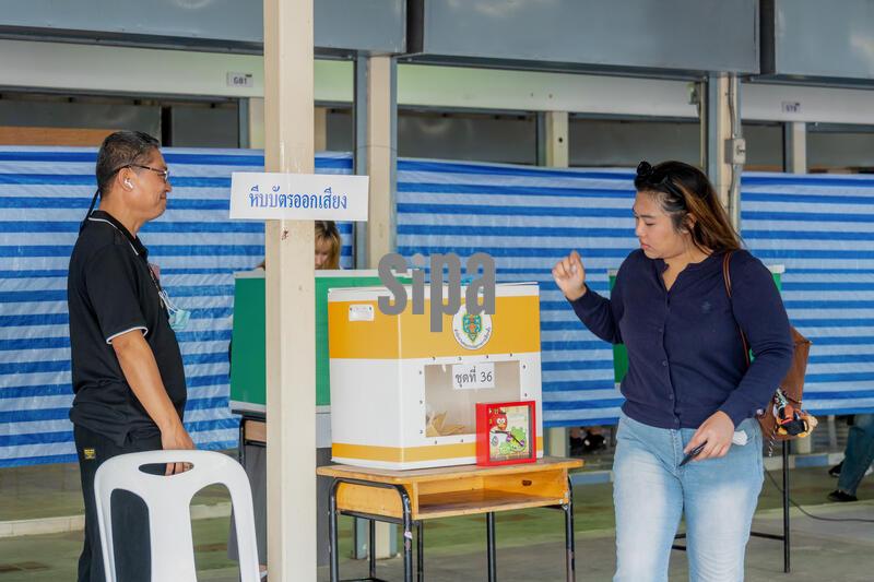 Thai Voters at the Polls in Bangkok - 08 Feb 2026