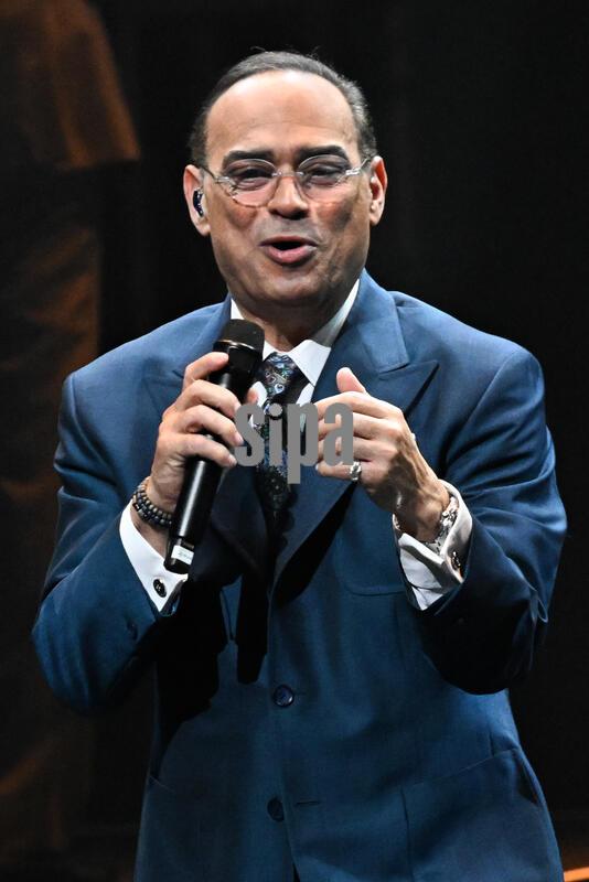 Gilberto Santa Rosa concert at Hard Rock Live