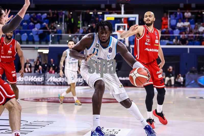 EA7 Emporio Armani Milano - Acqua S.Bernardo Cantù - Campionato italiano Basket 2025/2026