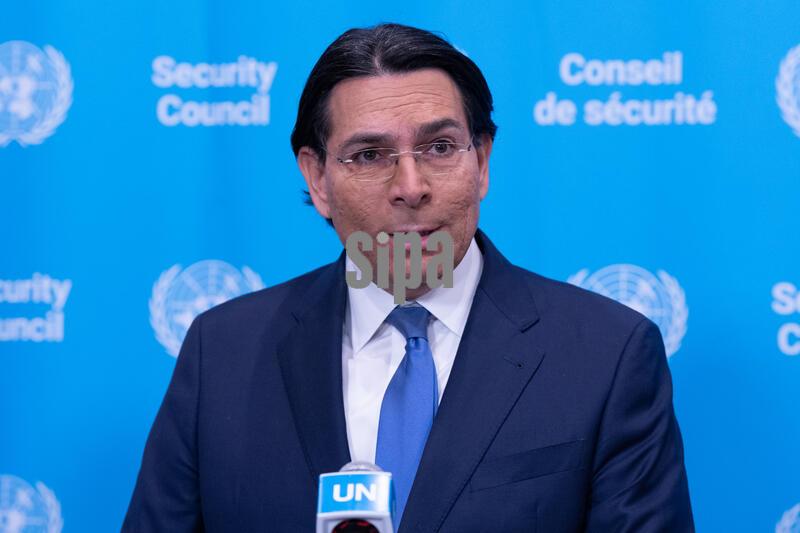 Ambassador Danny Danon of Israel invited 4 Iranian women to the UN