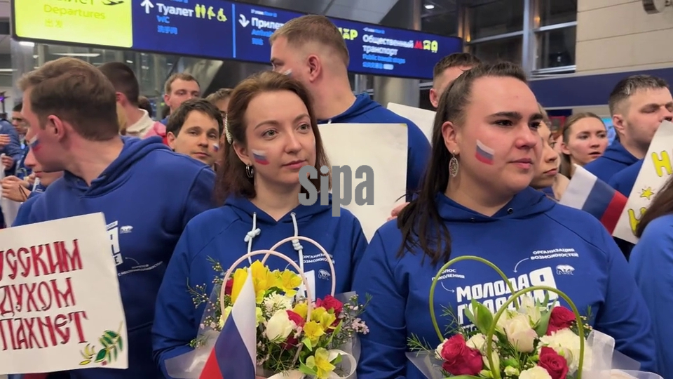 Russia: Russian athletes welcomed at Vnukovo Airport after 2026 Winter Paralympics