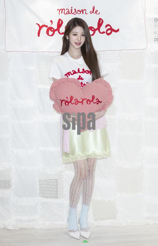 South Korea - Rolarola Seochon Flagship Store Open