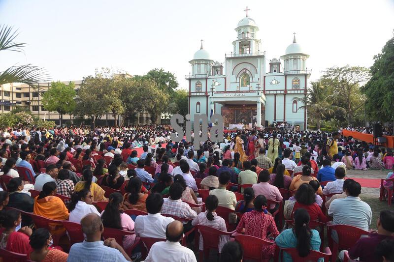 India: Mass Prayers On The Eve Of Good Friday At Kurji Church Patna