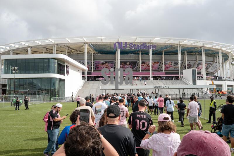 FL: Inside Inter Miami: Nu Stadium debut for season ticket holder.