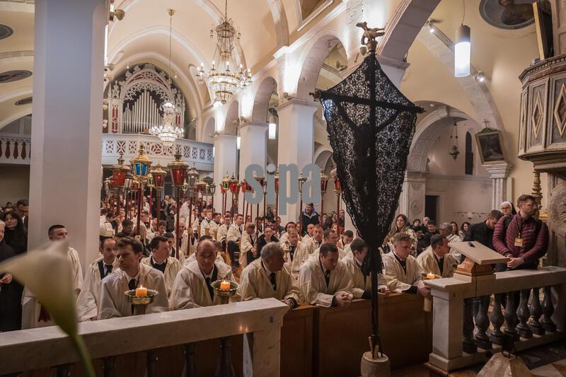 PXL_Following the Cross