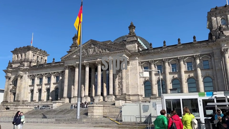 Germany: Berlin Landmarks and Daily Life in the Capital