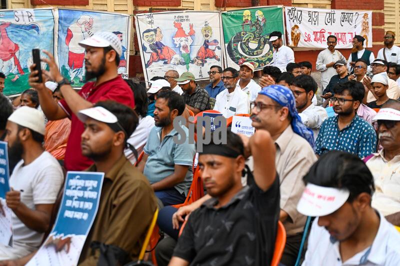 India: Massive Protests Against Voter Deletion Ahead Of West Bengal Assembly Elections 2026