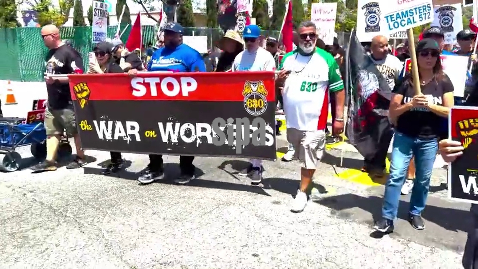 United States: Thousands join May Day protests in New York, Los Angeles