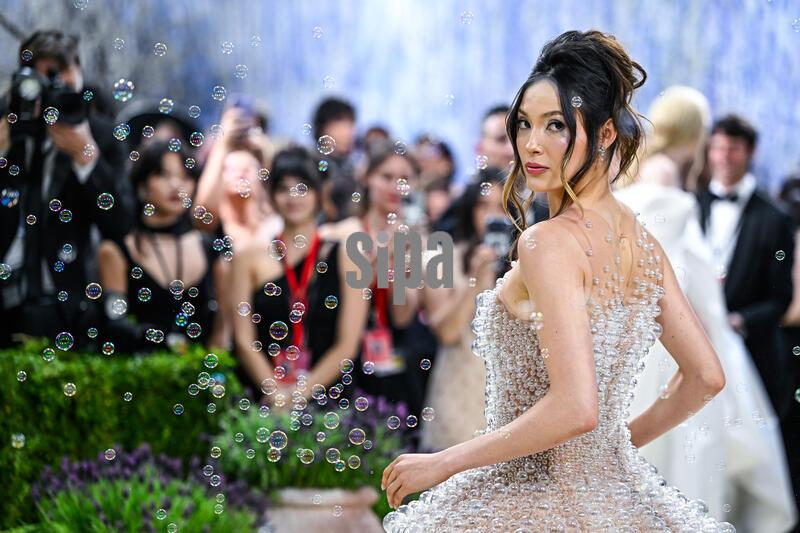 Eileen Gu walking on the red carpet at the 2026 Metropolitan Museum of Art Costume Institute Gala celebrating the opening of the exhibition titled “Costume Art” held at the Metropolitan Museum of Art in New York, NY on May 4, 2026. (Photo by Anthony Behar/Sipa USA)