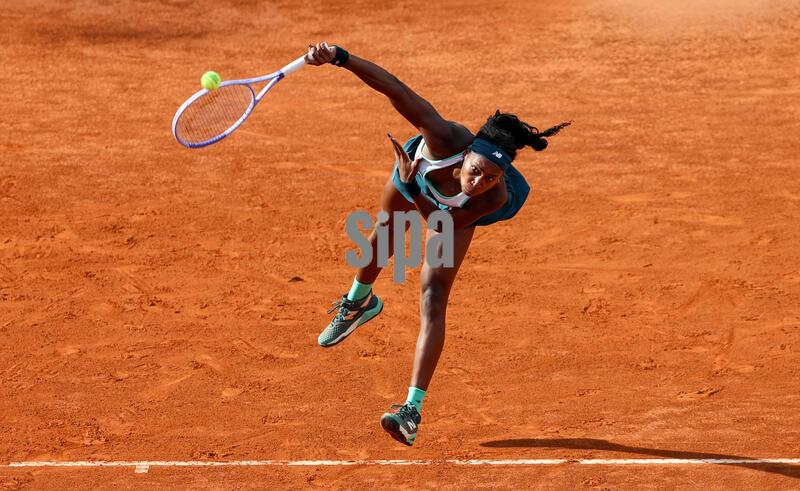 (260508) -- ROME, May 8, 2026 (Xinhua) -- Coco Gauff serves during the women's singles second round match between Coco Gauff of the United States and Tereza Valentova of the Czech Republic at the WTA Italian Open in Rome, Italy, May 7, 2026. (Xinhua/Wang Kaiyan) (Photo by Xinhua/Sipa USA)
