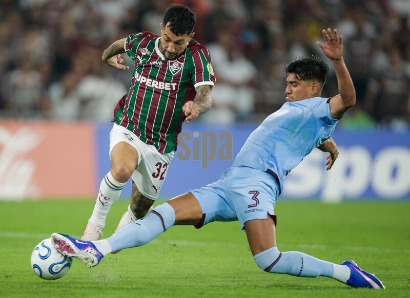 Soccer - Copa CONMEBOL Libertadores - Fluminense v Bolívar