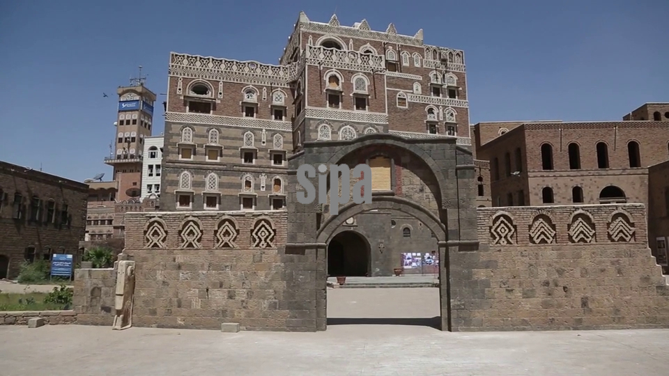 Yemen: War-damaged museum hosts International Museum Day exhibition in Sanaa