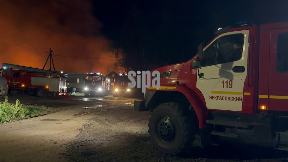 Russia: Warehouse fire in Moscow Region