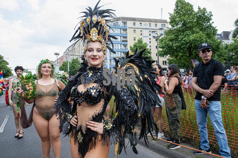 Germany: Carnival of Cultures parade draws massive crowds in Berlin