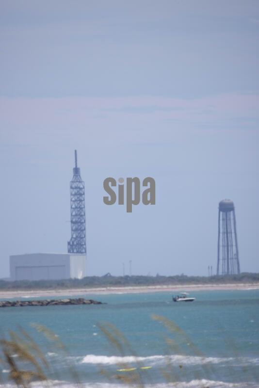 After Blue Origin's static fire explosion for NG-4 last night May 28th 2026 on SLC-36 the East lightning tower, strongback, and new rocket booster are gone!