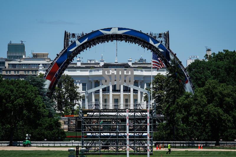 DC: Preparations Ahead of UFC Match and Continue at White House