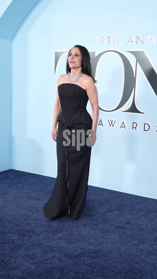 79th annual TONY awards red carpet
