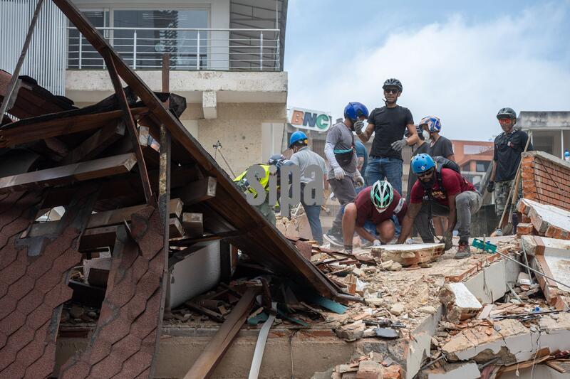 CARACAS, VENEZUELA – JUNE 25, 2026: A view of damage in Caracas, Venezuela, after two powerful earthquakes struck the Venezuelan capital and surrounding areas on June 24, 2026, causing widespread destruction as emergency response and recovery operations continued. Photo by Jimmy Villalta / JNA Press (Photo by Jimmy Villalta/JNA Press via Nexpher Images/Sipa USA)