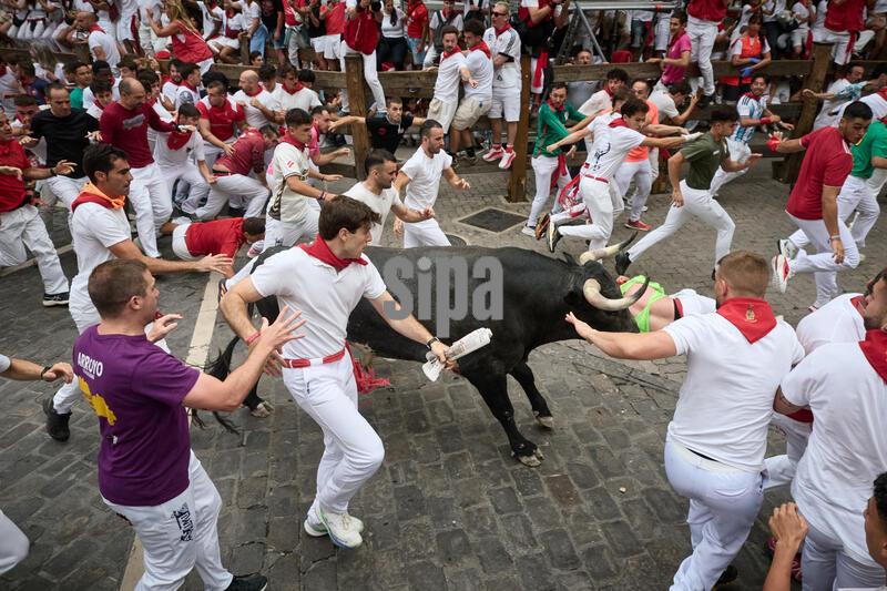 The seventh bull run of the 2026 San Fermín Festival, on 13 July 2026, in Pamplona, Navarre (Spain). On this occasion, the seventh bull run of the San Fermín festivities featured bulls from the Miura ranch. Photo by Eduardo Sanz/Europa Press/Abaca/Sipa USA