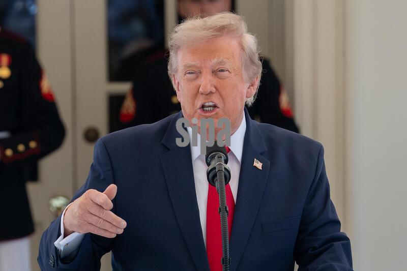 Trump Hosts Top IndyCar Drivers to Promote the "Freedom 250 Grand Prix” 