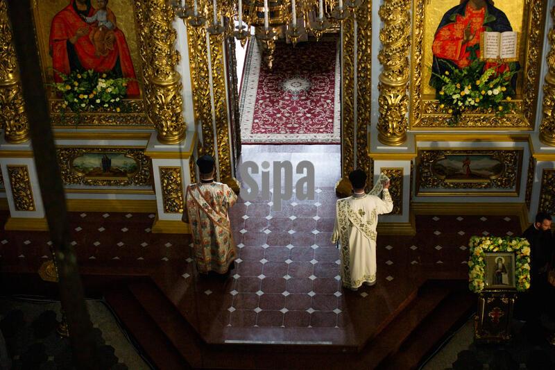 Monks from Mount Athos join service at Dormition Cathedral in Kyiv