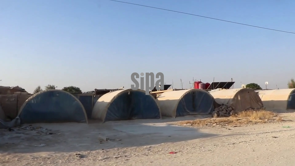 Syria: First organized convoy of displaced Syrians returns to Ras al-Ain after 7 years