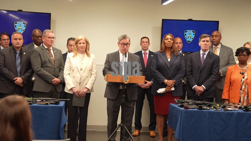 Press briefing by NYPD Commissioner Jessica Tisch, District Attorneys and State and Federal partners