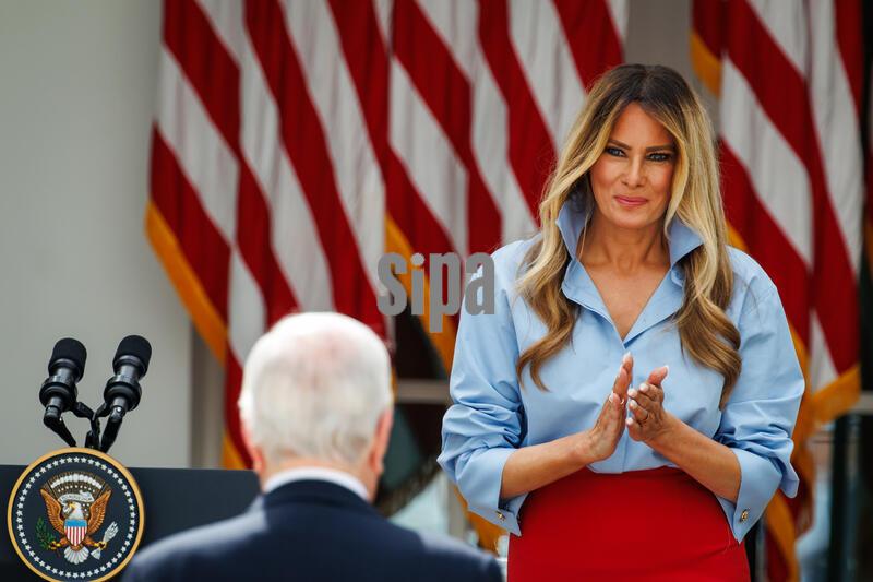 First Lady Melania Trump introduces Roger Penske, founder and Chairman of the Penske Corporation, during a Fostering the Future event in the Rose Garden at the White House on August 20, 2026 in Washington, D.C. IndyCar, Fox Corporation, Indiana University, and Perdue University are launching a partnership with the First Lady’s Fostering the Future initiative to expand academic opportunities for individuals transitioning from foster care. (Photo by Samuel Corum/Sipa USA)