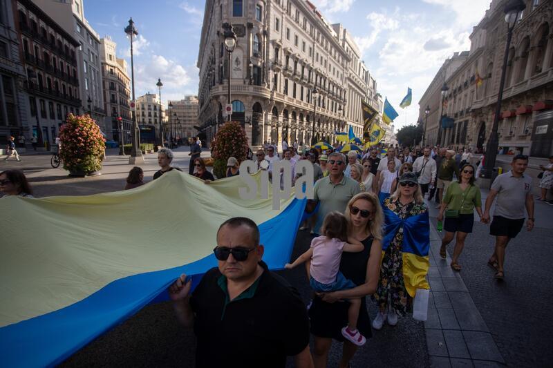 Ukrainians celebrate Flag Day in Madrid, Spain - 23 Aug 2026