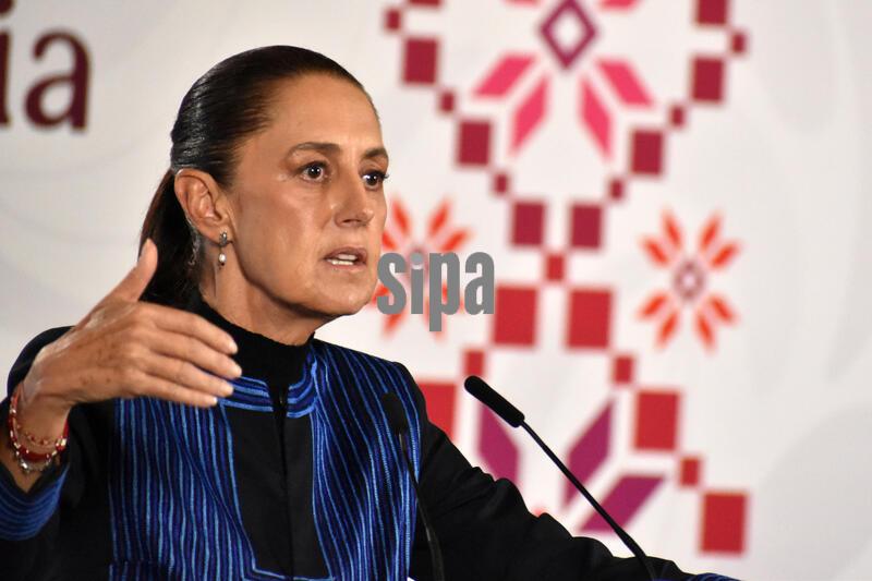 Mexico: Mexico’s President Claudia Sheinbaum Holds Briefing