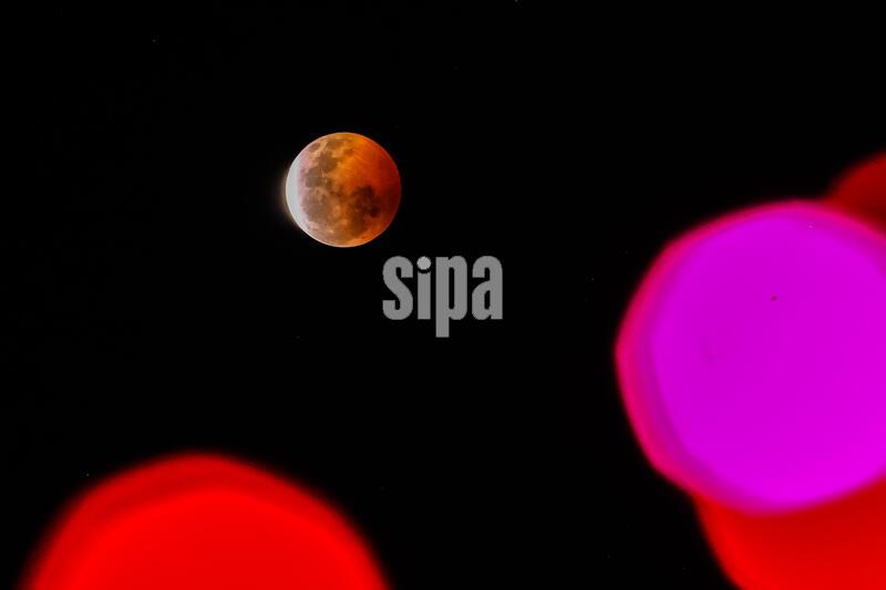Lunar eclipse in Valparaiso, Chile - 28 Aug 2026