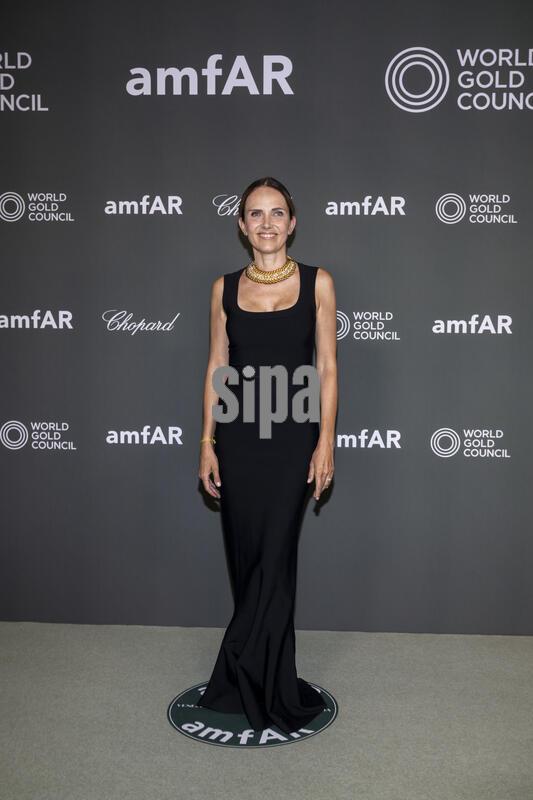 83rd Venice Film Festival
amfAR Red Carpet - part 1
Hotel Molino Stucchi - Venice, Italy