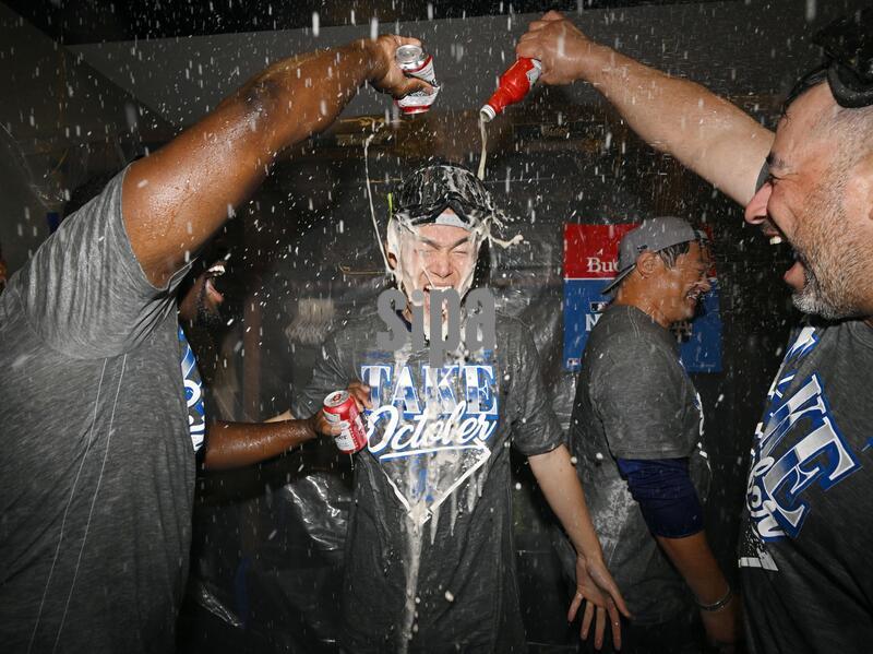 Los Angeles Dodgers pitcher Yoshinobu Yamamoto celebrates after team wins Game 4 of the National League Division Series against the Atlanta Braves at Truist Park in Atlanta on Oct. 7, 2026, and advances to the National League Championship Series. (Photo by Kyodo News/Sipa USA)

