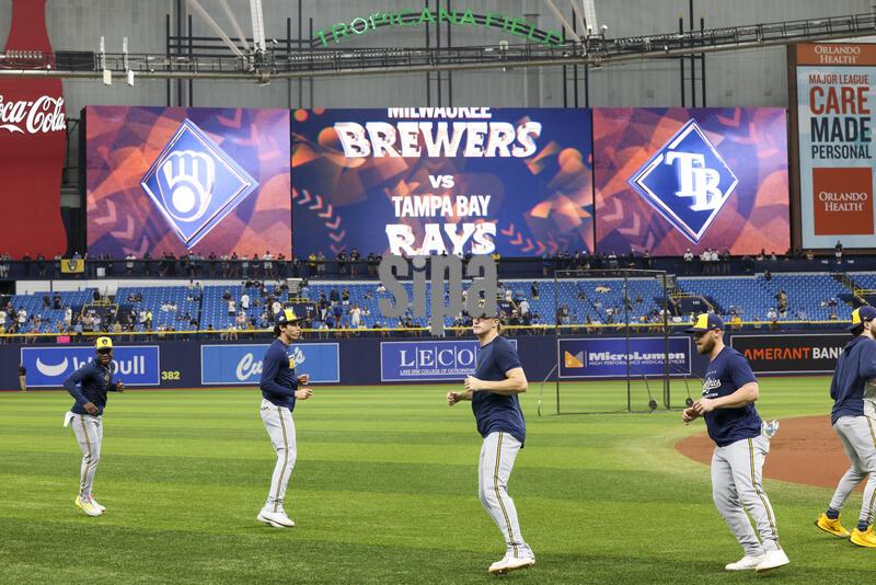 MLB World Series Game 5 - Tampa Bay Rays v Milwaukee Brewers